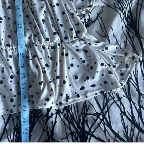 🦋EUC- Nasty Gal Tierred high neck spot smock Dress Cream color Relaxed Size 10 - Picture 8 of 9